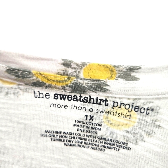 The Sweatshirt Project Plus Size 1X Daisy Print Top 100% Cotton Ruched Sleeves - Picture 2 of 5